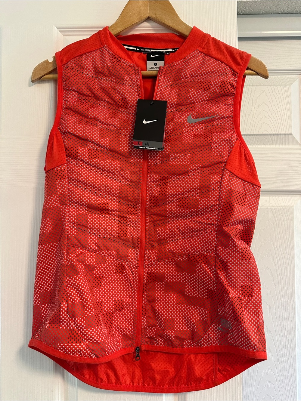 Nike Bright Red Sleeveless Zip-Front Running Vest